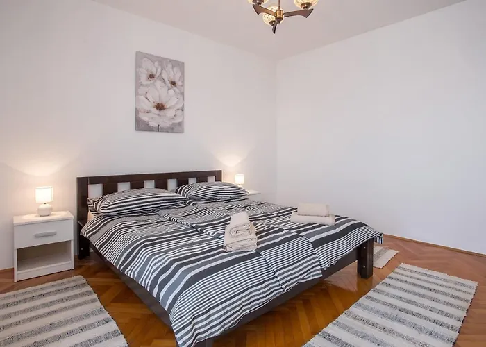 Apartments Rose